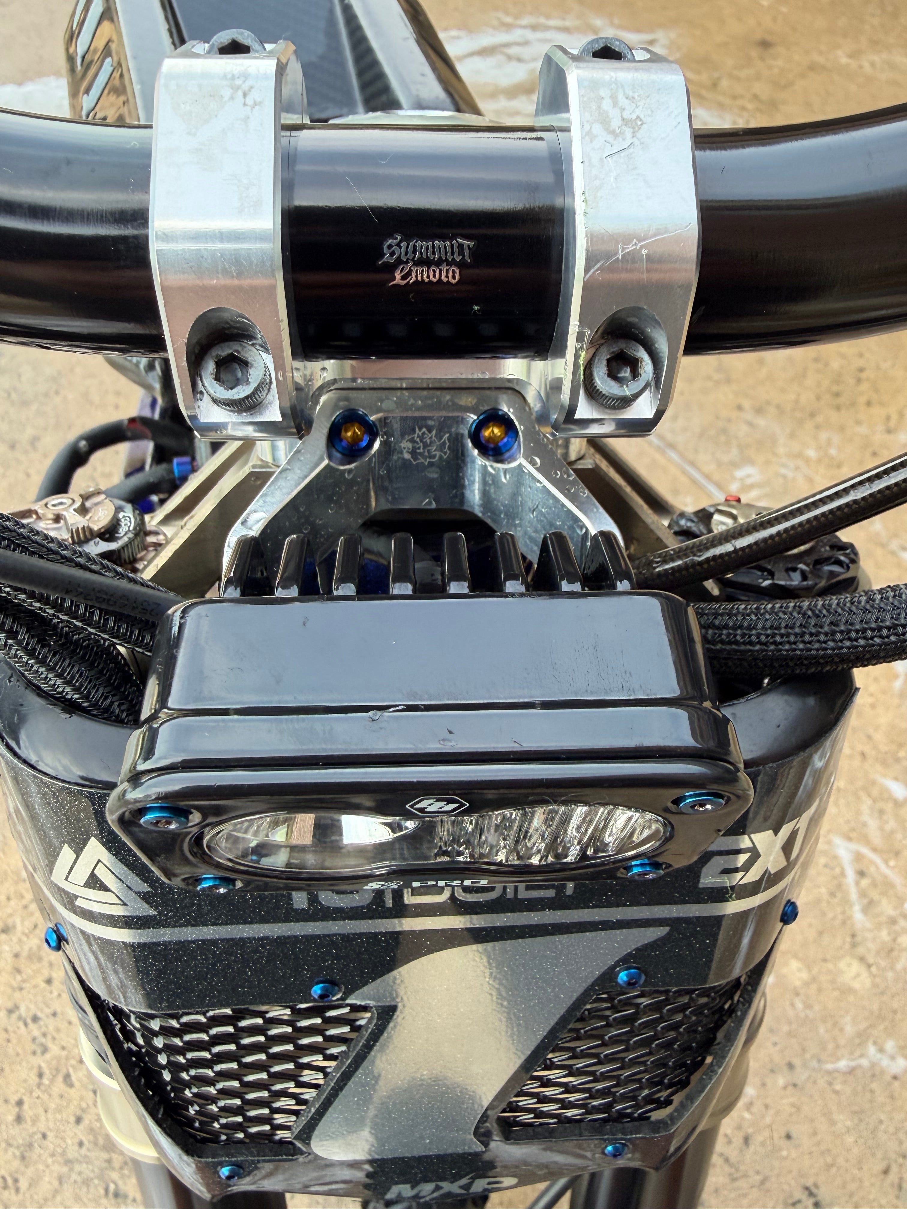 Prickly Baja S2 light mount