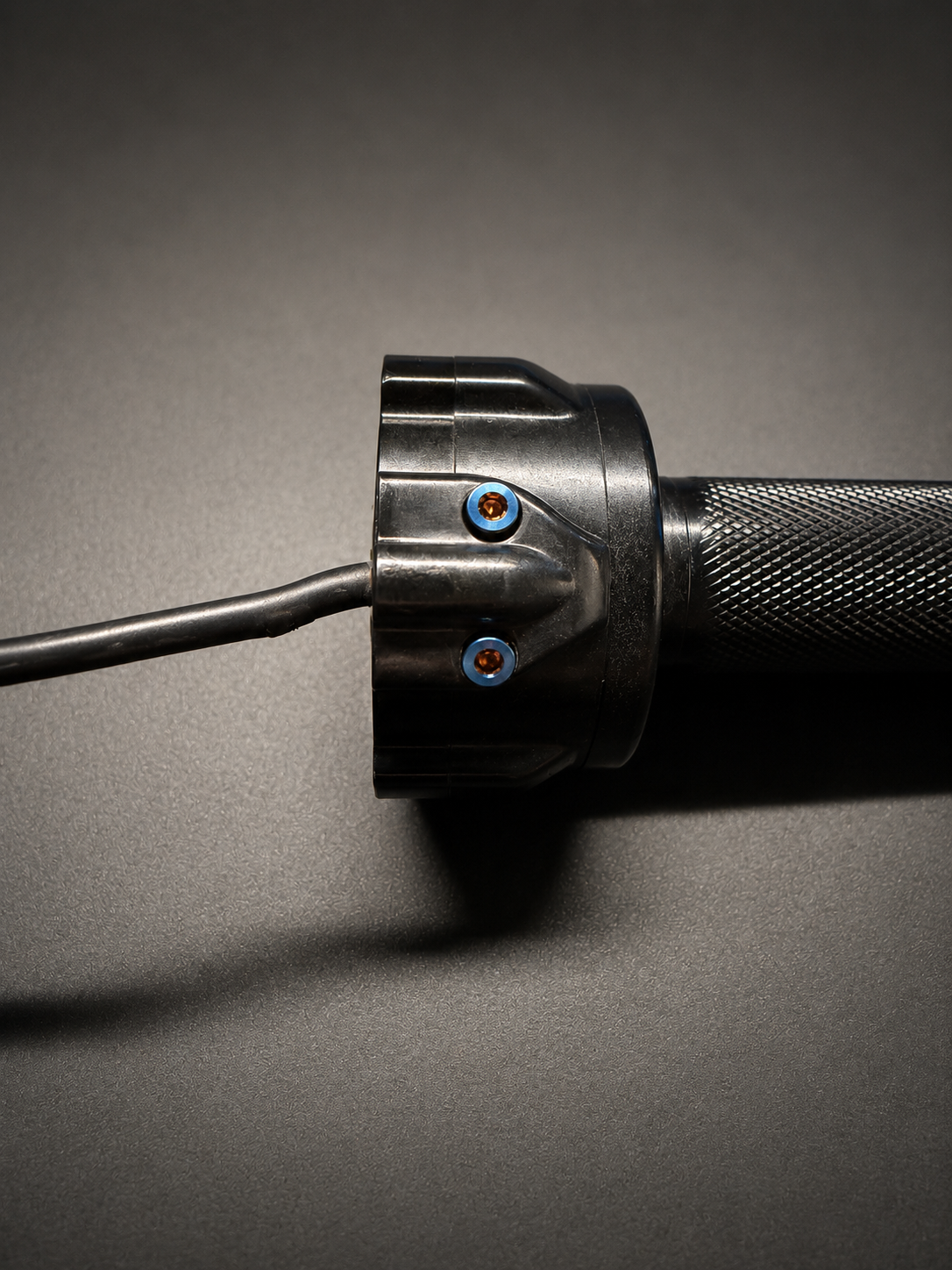 Fx Throttle Hall Sensor Titanium bolts