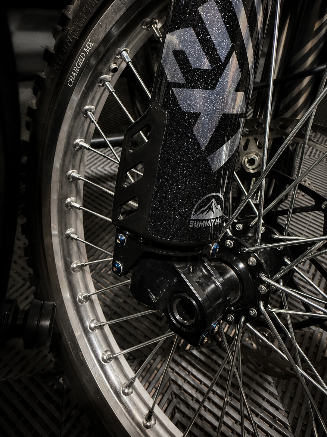 Ext Ferro fork guard Titanium Bolts