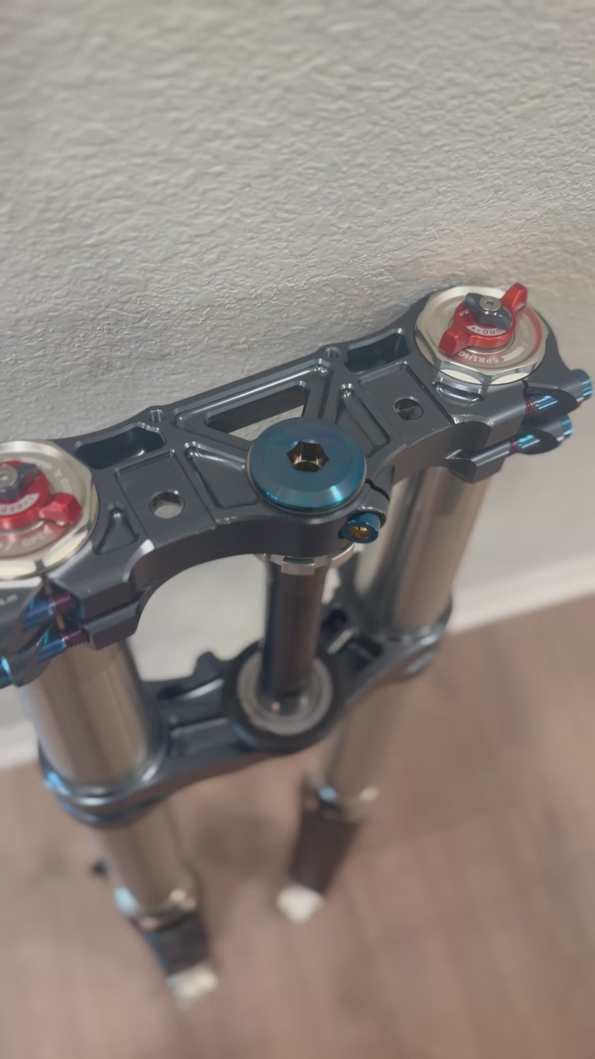 Rfloxa Ultra 43 Fork Titanium Kit/Bolts